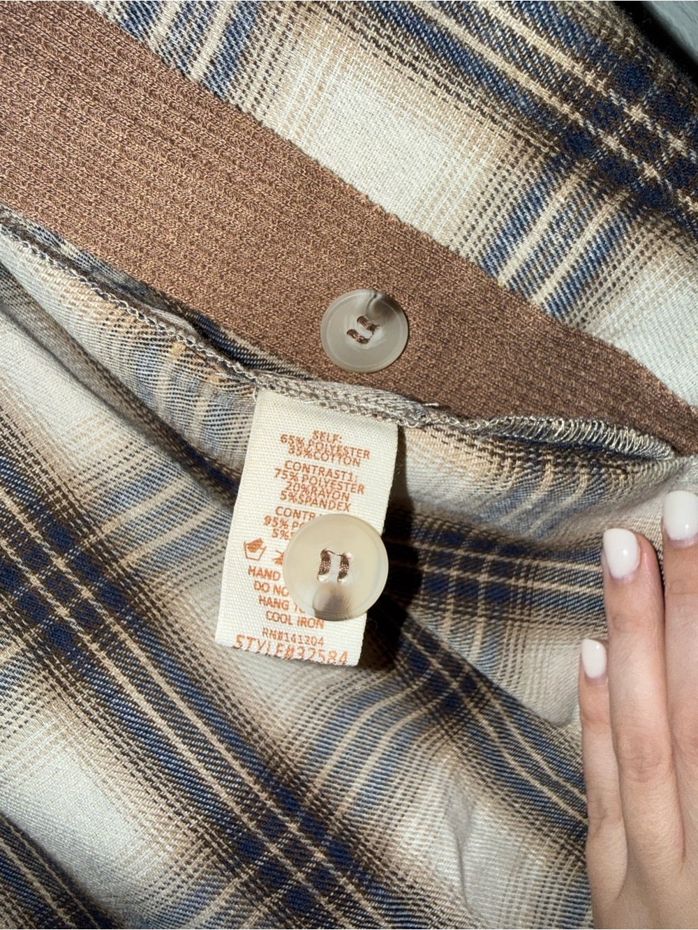 Hem&Thread Plaid Shacket - Picture 5 of 5